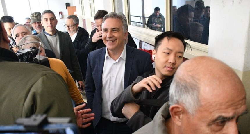 Con final electrizante, Llaryora saca ventaja sobre Luis Juez y gana la gobernación de Córdoba