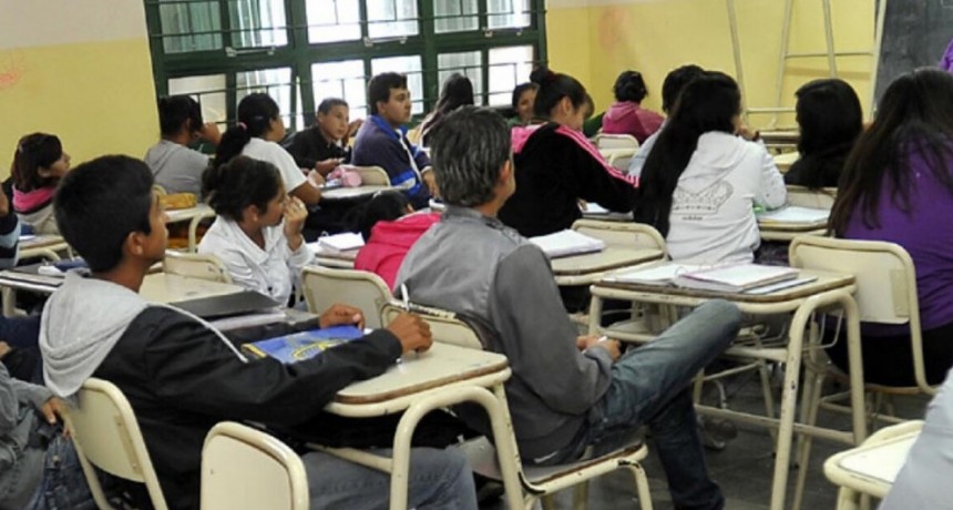 Un funcionario explicó los principales cambios en la secundaria