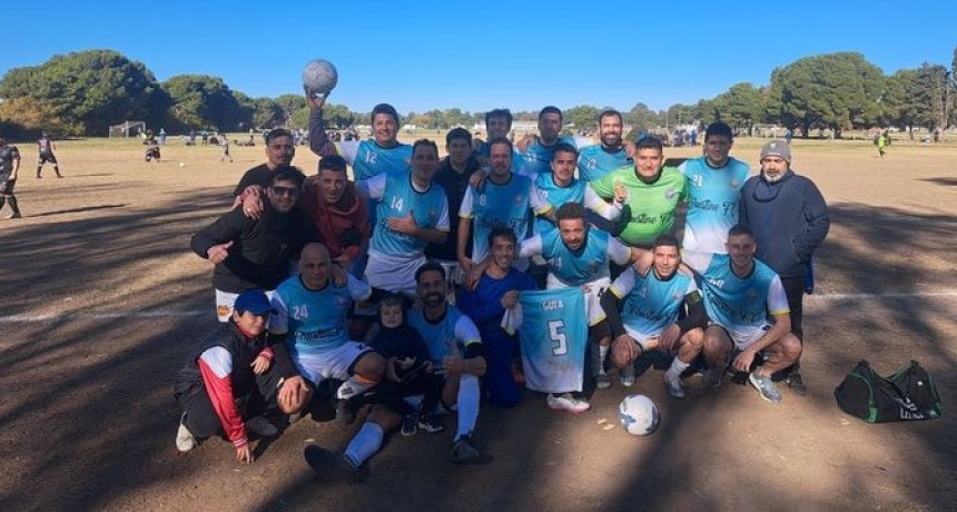 Torneo oficial de Futbol Veteranos al rojo vivo