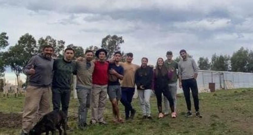 Agroecologia: Alumnos del CEPT N3 realizaron Prácticas profesionalizantes en la Huerta Doña Eva