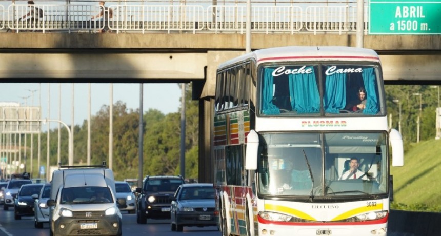 Fin de semana largo y Día del Padre: cayó casi 65% la cantidad de personas que viajó por turismo