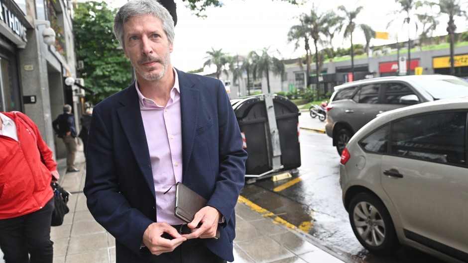 El Central le niega a Kicillof una autorización para ayudar a los intendentes a pagar el aguinaldo
