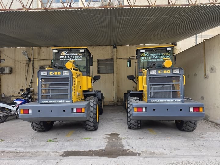 El Municipio incorporó dos nuevas palas cargadoras y un camión recolector