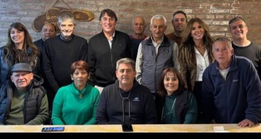 Se mueven las piezas en el tablero político rosaleño