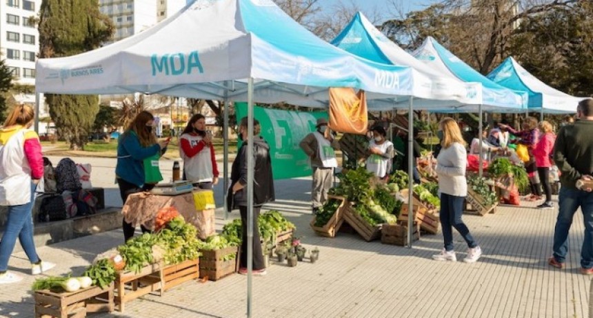 Junto a Kicillof y Rodríguez la FAO destacó los resultados del programa Mercados Bonaerenses
