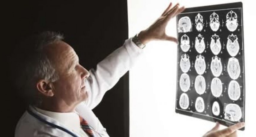 Charla en Punta Alta: “Alzheimer, cómo afecta en la familia”