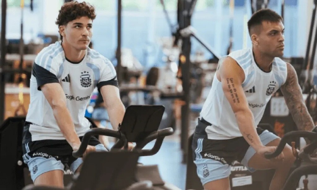 Primer entrenamiento de la Selecci&oacute;n rumbo al Mundial: gimnasio y pelota en Kansas City