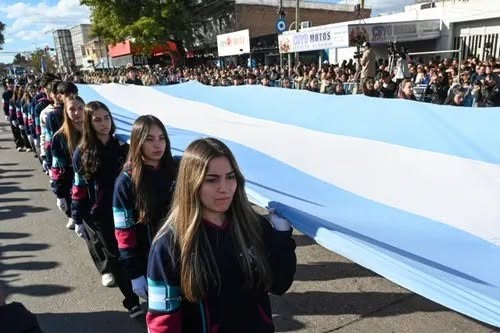 ANIVERSARIO DE PUNTA ALTA: ABREN LAS INSCRIPCIONES PARA PARTICIPAR DEL DESFILE C&Iacute;VICO-MILITAR