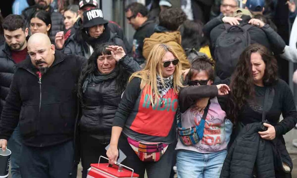 T&iacute;tulo: Multitudinaria despedida al Indio Solari: &ldquo;la &uacute;ltima misa&rdquo; de sus seguidores