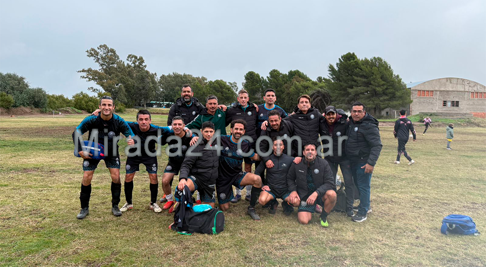 Polirrubro Mat&iacute;as sigue firme en la cima y se aprieta la lucha en la Superliga Seniors  