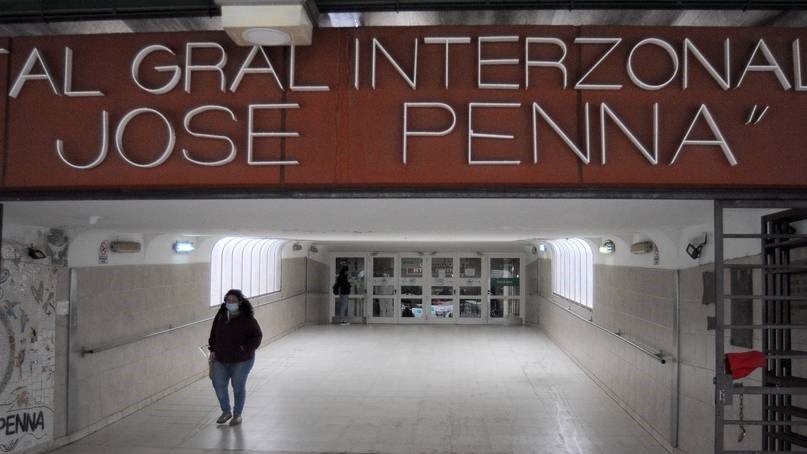 Renunci&oacute; el jefe de Quir&oacute;fanos del Hospital Penna y denunci&oacute; falta de gesti&oacute;n ante una crisis que afecta a pacientes y residentes