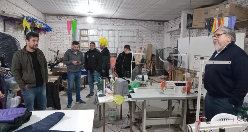 La cooperativa ¨Textil La Delfina¨ y una vista inesperada