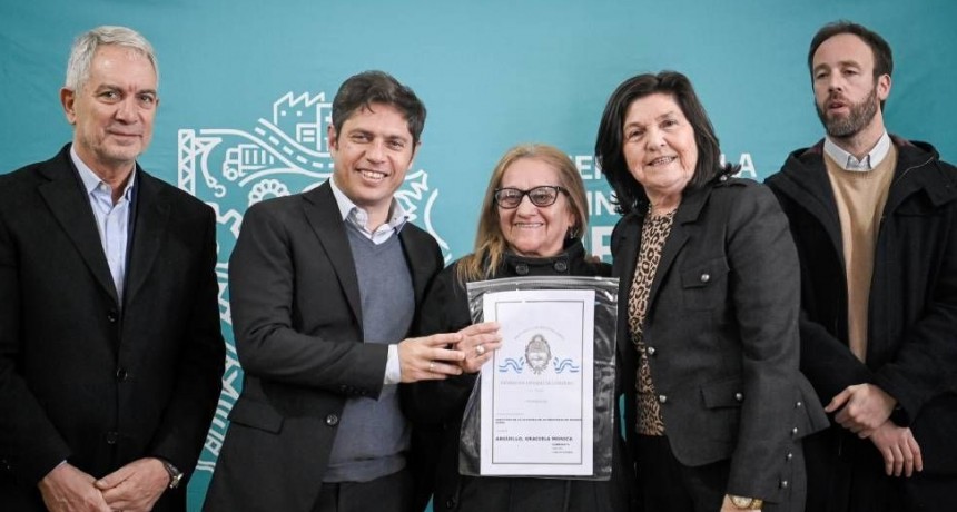 Kicillof: “Frente a quienes dicen que hay que dinamitarlo todo, nosotros vamos a seguir construyendo escuelas y hospitales”