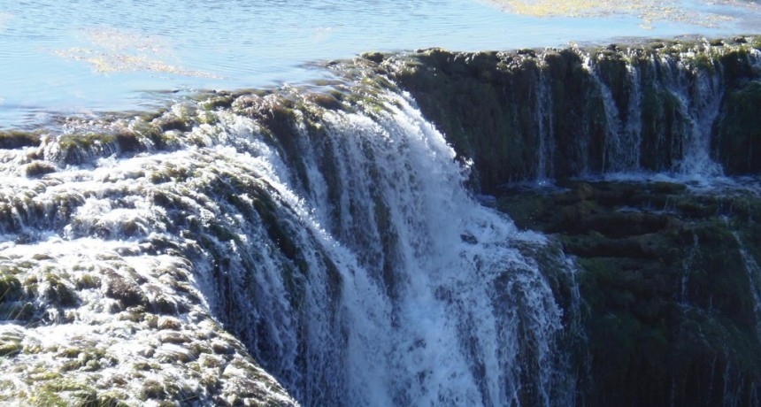 -CASCADA CIFUENTES-Un lugar bello para disfrutar muy serca.