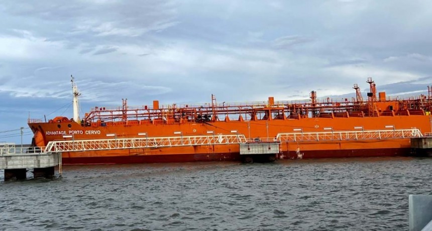 HACIA EE.UU.Salió la primera exportación de petróleo desde Puerto Galván