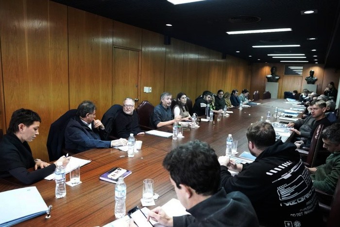 El peronismo bonaerense se reagrupa para frenar a Milei