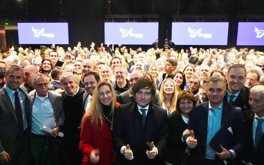 Las nuevas alianzas de La Libertad Avanza: qué provincias están más cerca de un acuerdo y cuál es el “anuncio inminente”