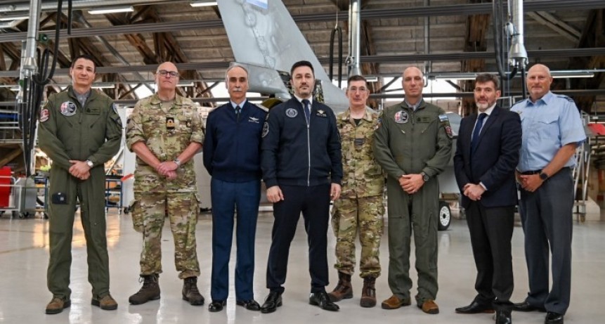 Malestar en las Fuerzas Armadas porque Petri le concedió al Reino Unido que los F-16 no tengan radares para vigilar las Malvinas