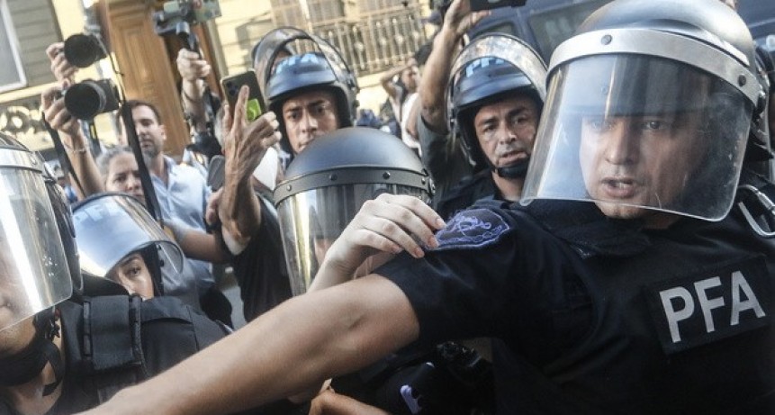 El suicidio de un Policía en el Churruca destapó la crisis de la Federal por el ajuste libertario