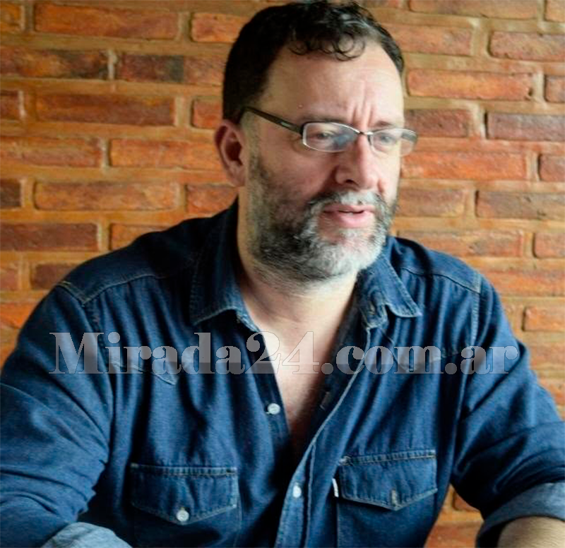 Oficializan nuevo jefe distrital de Educaci&oacute;n en Rosales