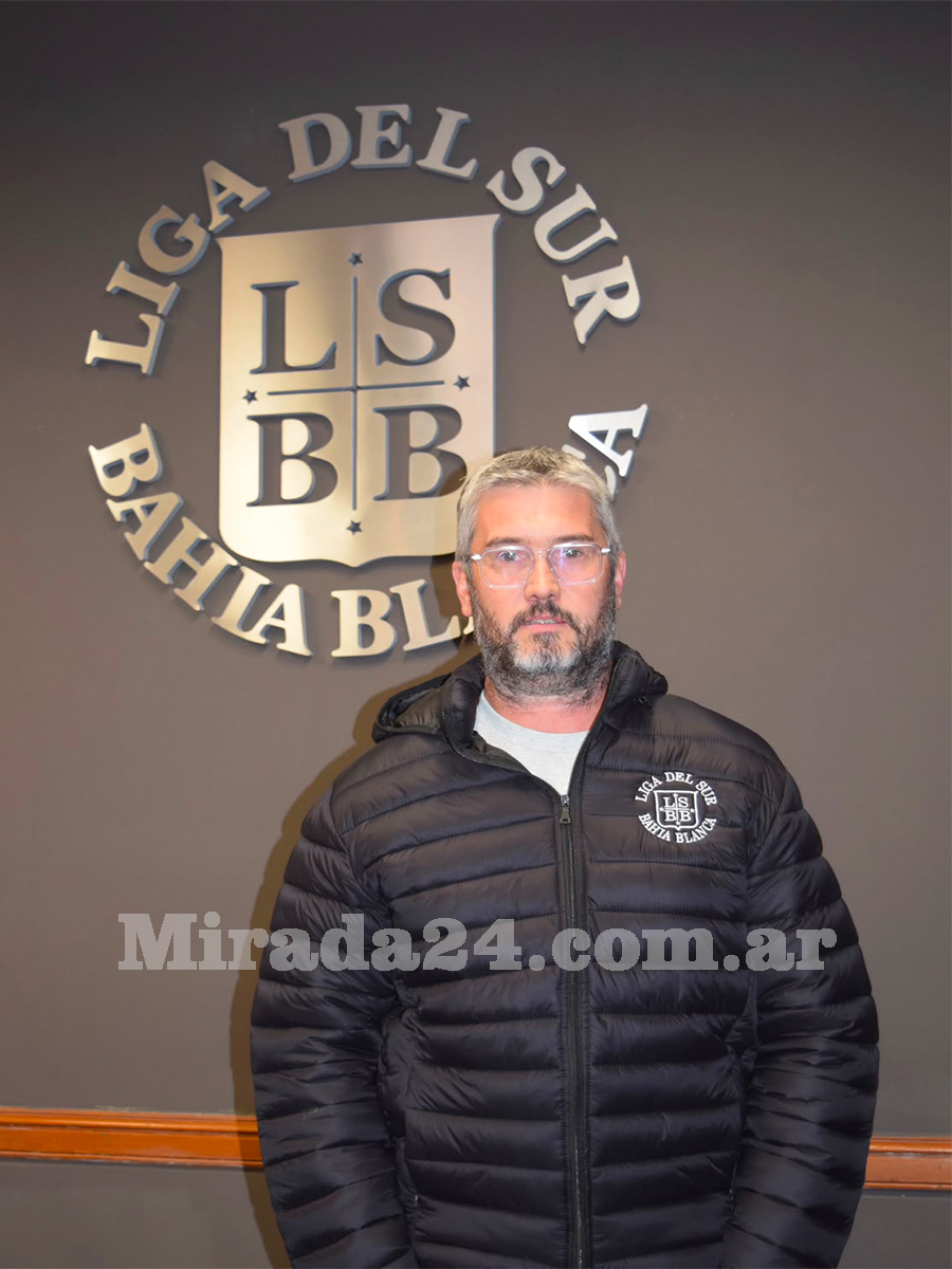 Copa Pa&iacute;s: Nicol&aacute;s Ballestero ser&aacute; el entrenador de la selecci&oacute;n mayor de la Liga del Sur