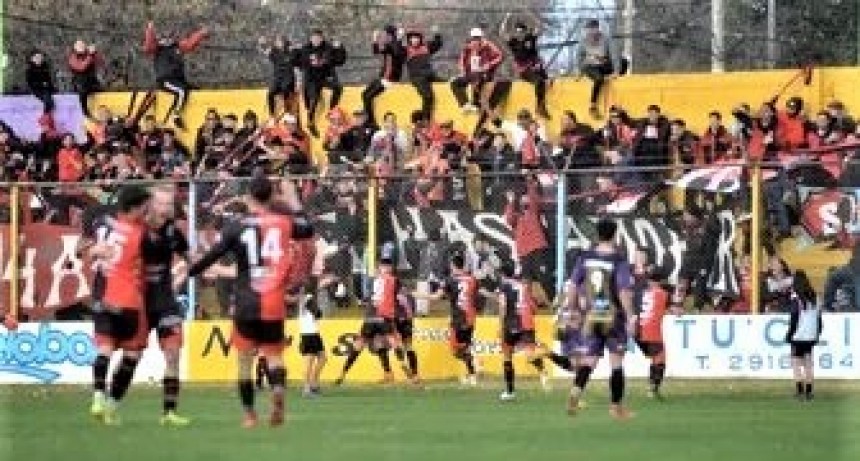 Sporting ganó a lo Sporting y salio del fondo