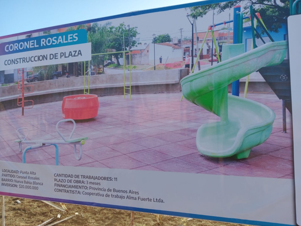 La municipalidad de  Crl. Rosales junto ala OPISU (Organismo Provincial de Integración Social y Urbana)realizan el plantado de arboles en Plaza Infancia.