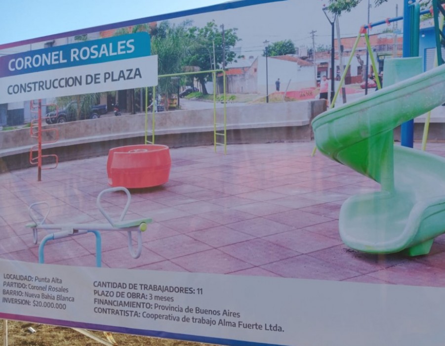 La municipalidad de  Crl. Rosales junto ala OPISU (Organismo Provincial de Integración Social y Urbana)realizan el plantado de arboles en Plaza Infancia.