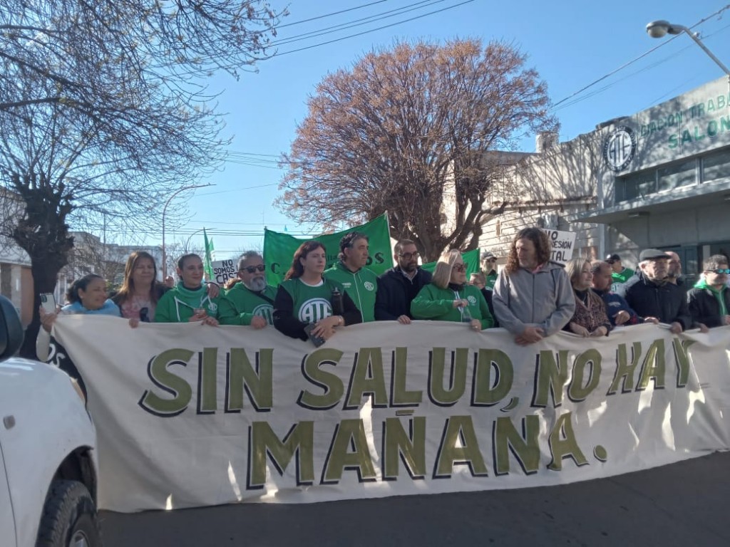 Multisectorial marcha en contra las politicas del gobierrno nacional