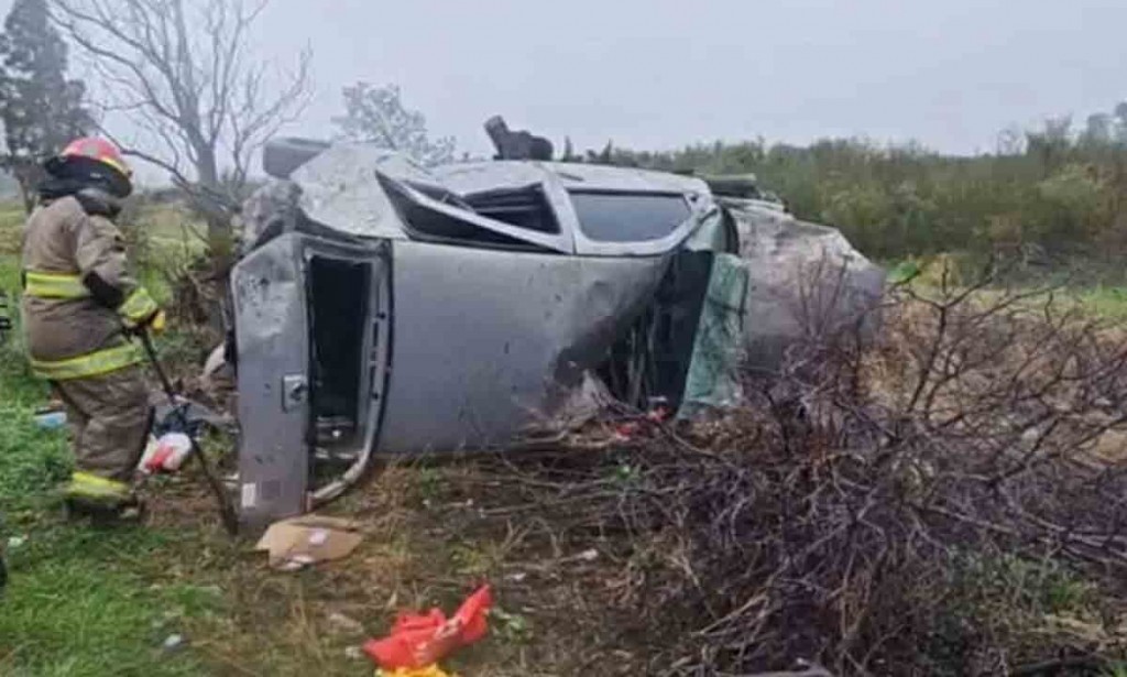 Volcó en la Ruta 229, a la altura de Villa El Porvenir