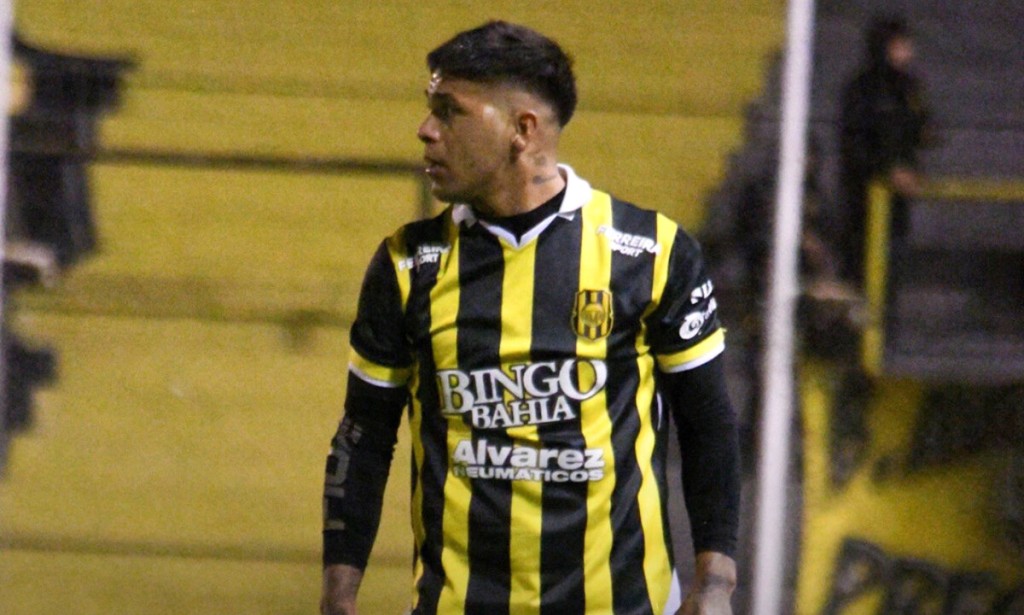 Olimpo se qued&oacute; con el cl&aacute;sico ante Villa Mitre