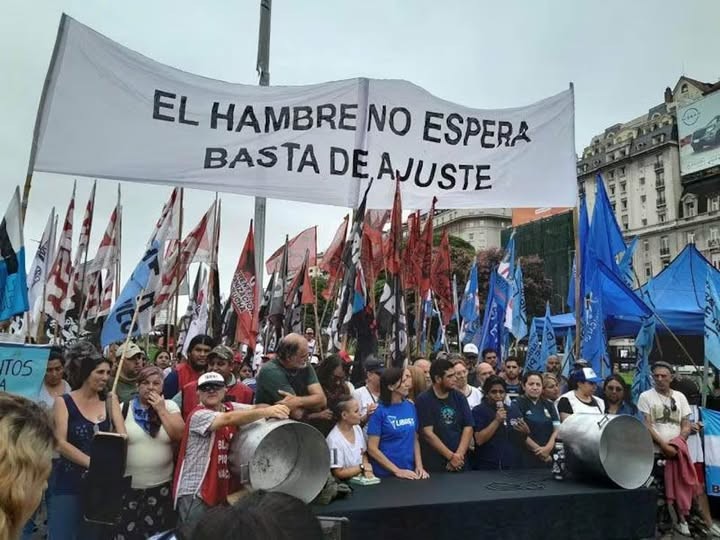 Marcha de los endeudados: organizaciones reclaman respuestas al Gobierno