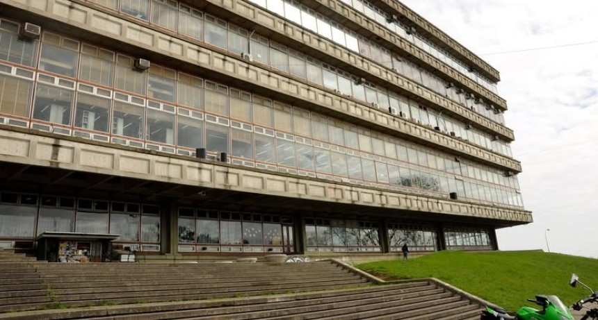 La Facultad de Ciencias Exactas de la UBA repudi&oacute; las declaraciones de Milei contra docentes, estudiantes e investigadores