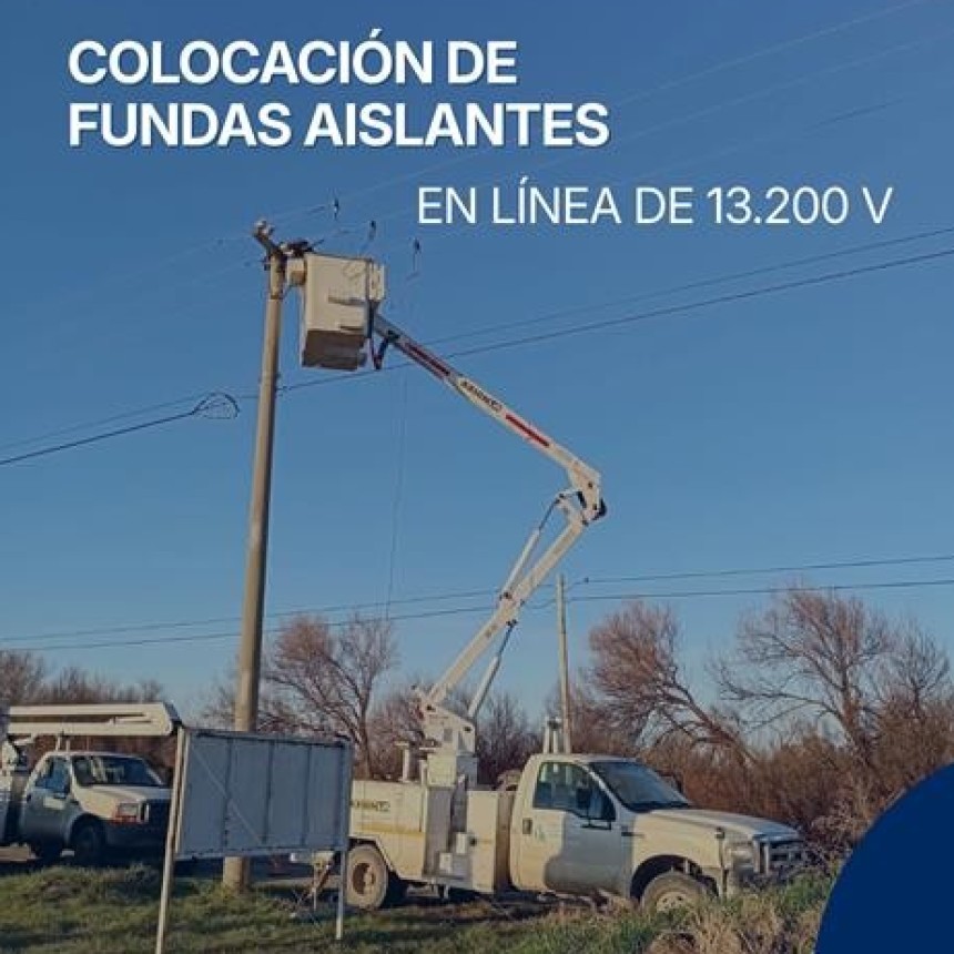 La CEPA ejecuta trabajos para reforzar la red el&eacute;ctrica en Villa El Porvenir