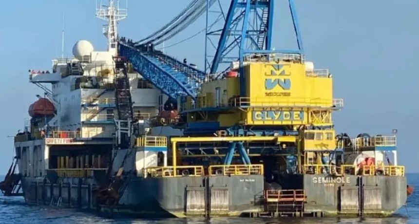 Flota especializada llega a Bah&iacute;a Blanca para avanzar con la terminal offshore de Punta Colorada