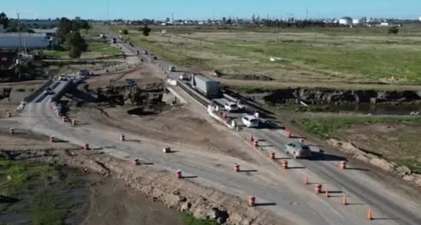 Domingo tr&aacute;gico en Bah&iacute;a Blanca: muri&oacute; otro motociclista en un choque contra un cami&oacute;n