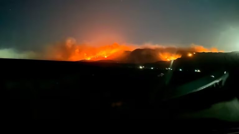 Incendios y drama en Córdoba: hay nuevos focos activos, más de 50 evacuados y un detenido