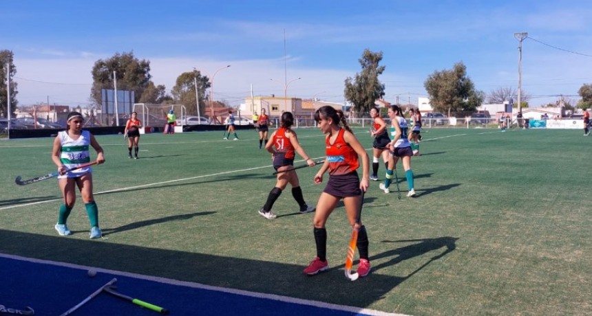 Continuidad en el torneo de hockey femenino con buenos resultados para Sporting