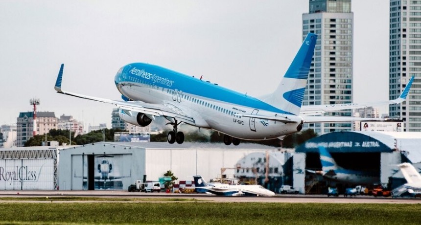 Donde no llega el mercado: las 18 ciudades a las que solo vuela Aerolíneas Argentinas