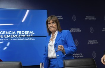 DELIRIO:Bullrich afirma que el Chiqui Tapia es parte de un complot con espías rusos para 