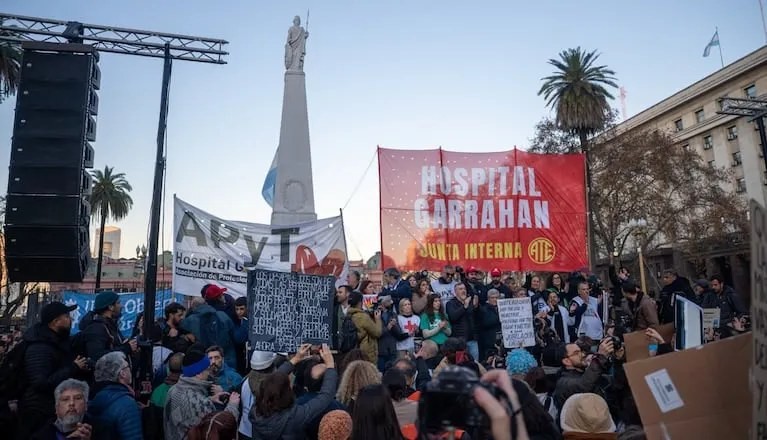 Revelaron cuánto gana una enfermera del Garrahan en septiembre 2025