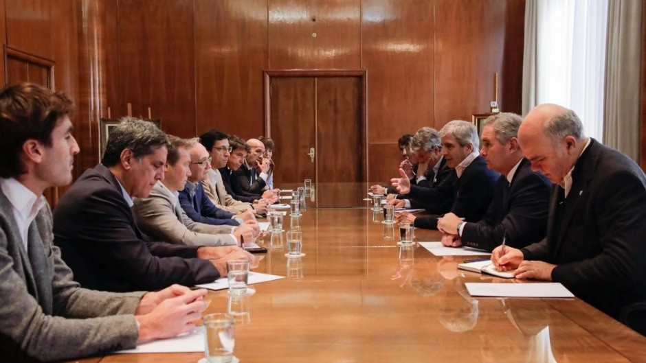Lagrimas de Grano: Furia del campo por el pacto Caputo-cerealeras: 