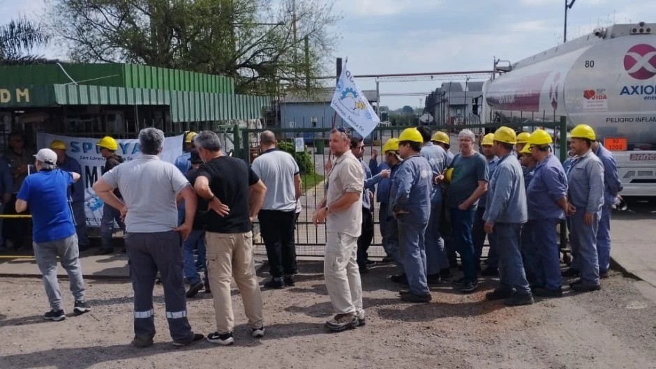 Se multiplican los conflictos gremiales en el Cordón Industrial del Gran Rosario