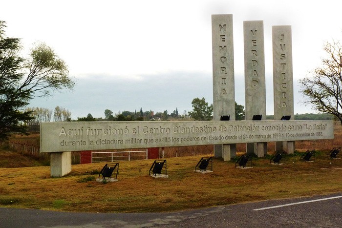 Encontraron restos humanos en el predio de campo de concentración de La Perla