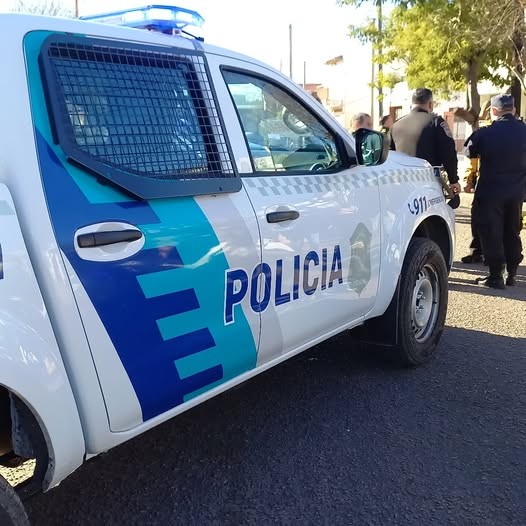 DETIENEN A UN MARINO POR EL ABUSO DE UNA OFICIAL DE LA BASE NAVAL
