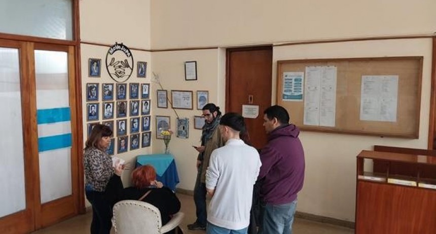Sembrando memoria: estudiantes terciarios realizaron un recorrido histórico en Coronel Rosales