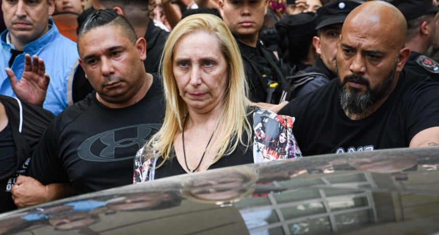 Preocupación en el gobierno porque temen que un escándalo con mercadería incautada en la Aduana golpeé a Karina
