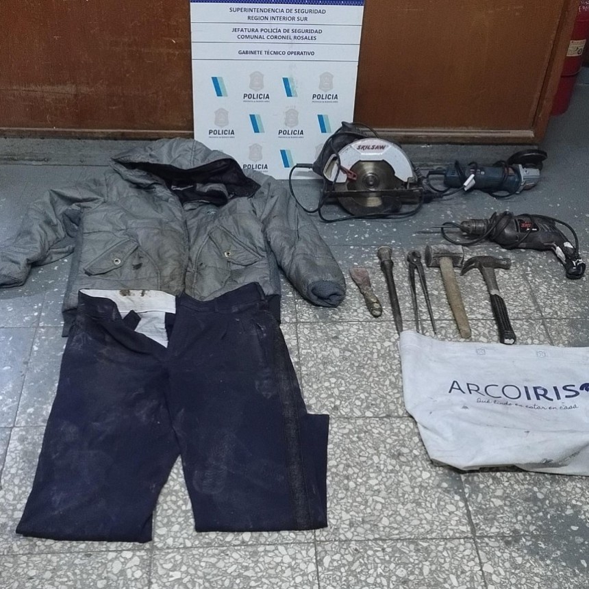 APREHENDIDO POR RESISTENCIA, TENENCIA DE COCAÍNA Y HURTO  
