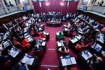 Media sanci&oacute;n para la Ley Ema: buscan frenar la violencia digital en las escuelas