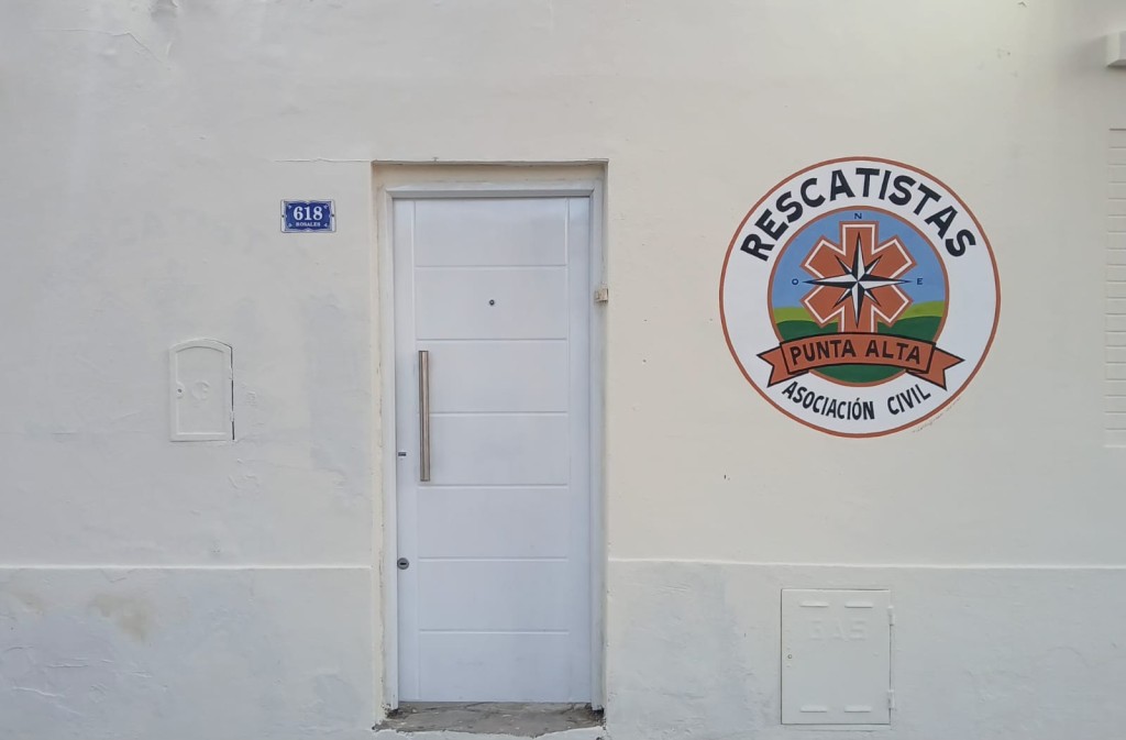 Rescatistas Punta Alta: jornada inaugural de capacitaci&oacute;n y acto de ascensos